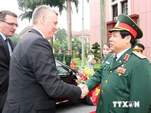Vietnam, Poland agree to further defence ties