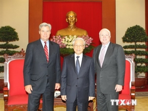 Party leader welcomes US Senators