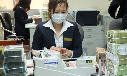 Foreign investors allowed to open dong accounts