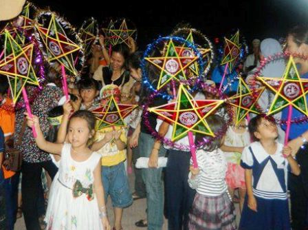 Country to support all children enjoying full-moon festival