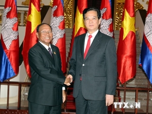 Vietnam willing to work with Cambodia for stronger ties: PM