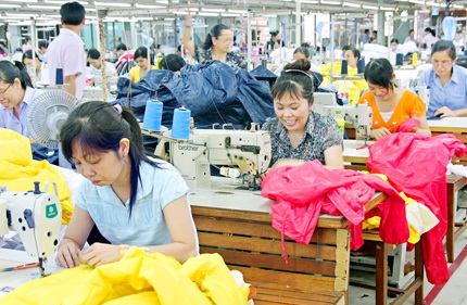 August exports estimated at nearly $1.2 bil