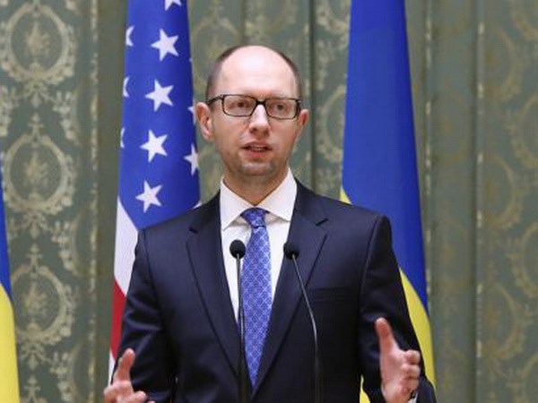 Thủ tướng Ukraine Arseny Yatsenyuk. (Nguồn: euractiv.com)