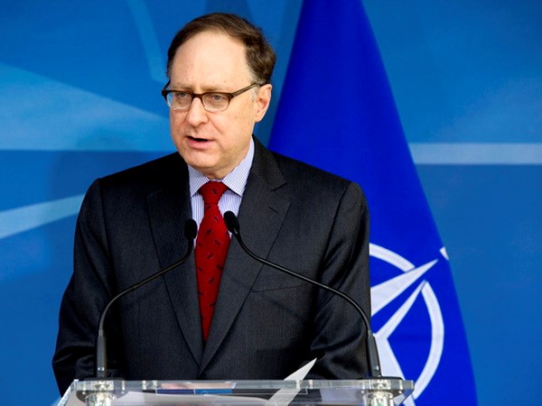 Phó Tổng Thư ký NATO, ông Alexander Vershbow. (Nguồn: nato-russia-council.info)