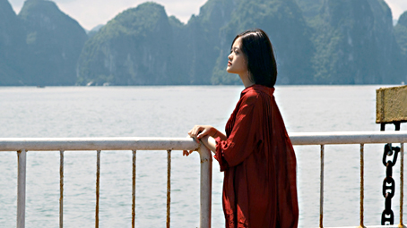 Diễn viên Nguyễn Thùy Anh vai Huyền trong một cảnh phim của Đập cánh giữa không trung.