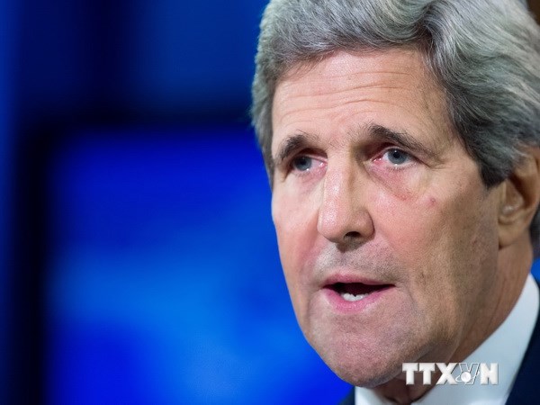 Ngoại trưởng Mỹ John Kerry tới Iraq tìm cách đối phó với IS