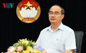 Nguyen Thien Nhan stays as Fatherland Front chief