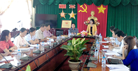 Đoàn kiểm tra của Tỉnh ủy thực hiện nhiệm vụ giám sát năm 2014 tại huyện Xuân Lộc.
