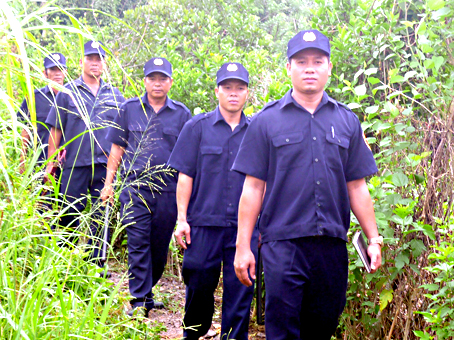 Bỏ tiệm vàng đi chống tội phạm