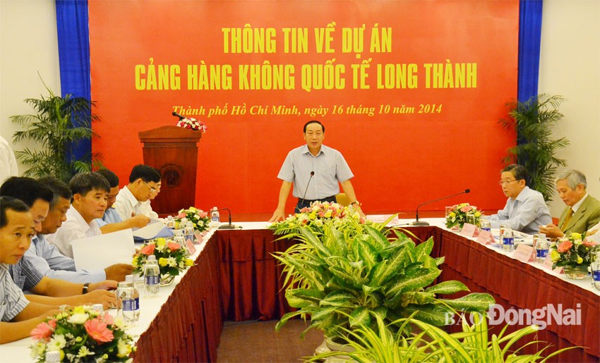 Thứ trưởng Bộ Giao thông – vận tải Nguyễn Hồng Trường chủ trì cuộc họp báo