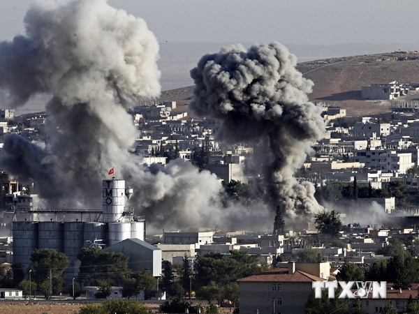 Mỹ thực hiện đợt không kích mới nhằm vào IS ở Iraq, Syria
