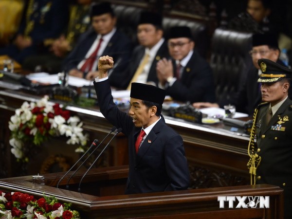 Tân Tổng thống Joko Widodo tuyên thệ nhậm chức. (Nguồn: AFP/TTXVN)