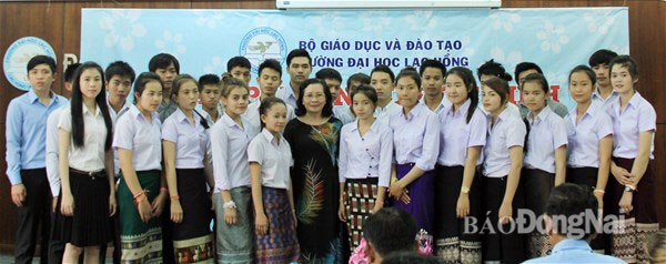 Dong Nai provides training for another 27 Lao and Cambodian students