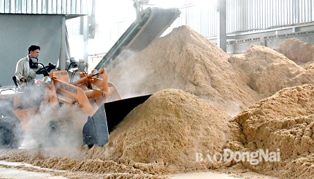 Exporters stitch up contracts for next year