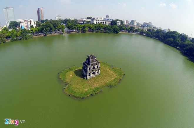 Hoan Kiem Lake - Hanoi's green treasures