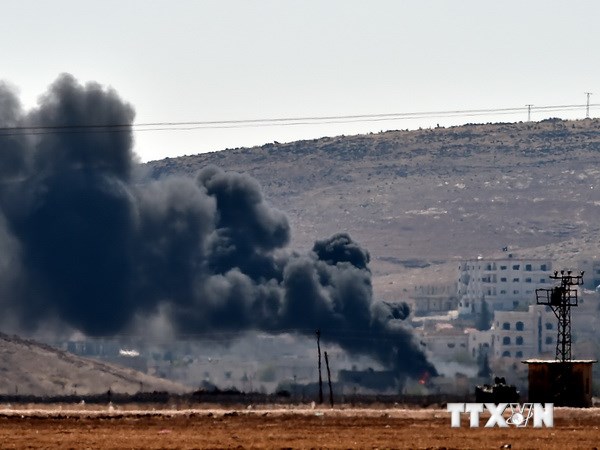 Syria: Liên quân không kích các mục tiêu phiến quân IS ở Kobane