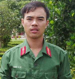 Soldier rescues woman committing suicide