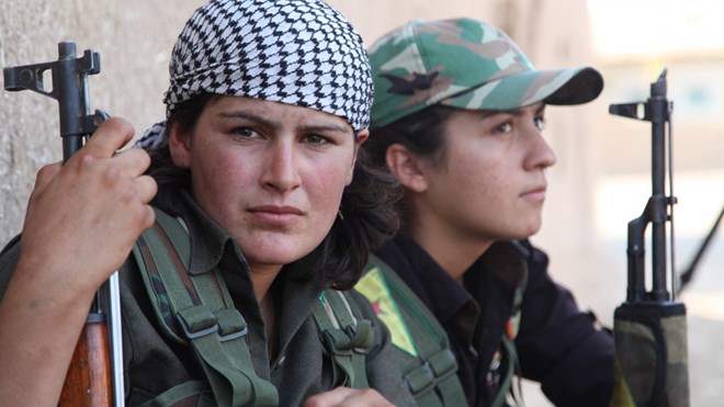 Nội gián người Kurd tiếp tay quân IS trong trận chiến ở Kobane