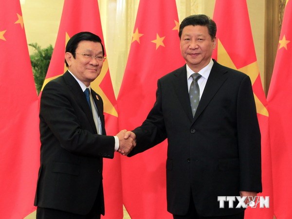 Chủ tịch nước gặp Chủ tịch Trung Quốc nhân dịp Hội nghị APEC