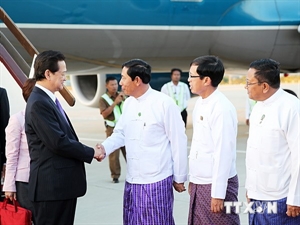 PM arrives in Myanmar for 25th ASEAN Summit
