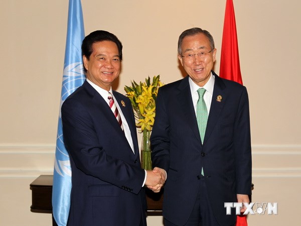 Thủ tướng Nguyễn Tấn Dũng gặp Tổng Thư ký Liên hợp quốc Ban Ki-moon. (Ảnh: TTXVN)