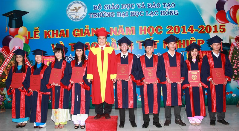 Lac Hong university starts new school year