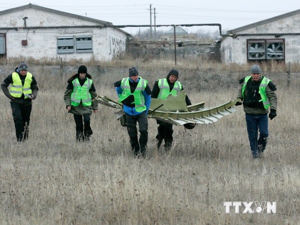 Một phần xác máy bay MH17 đã được chuyển về Kharkov