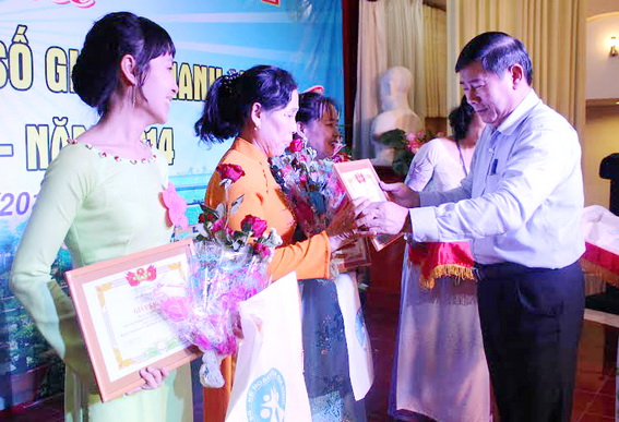 62 thí sinh thi "Tuyên truyền viên dân số giỏi, thanh lịch"