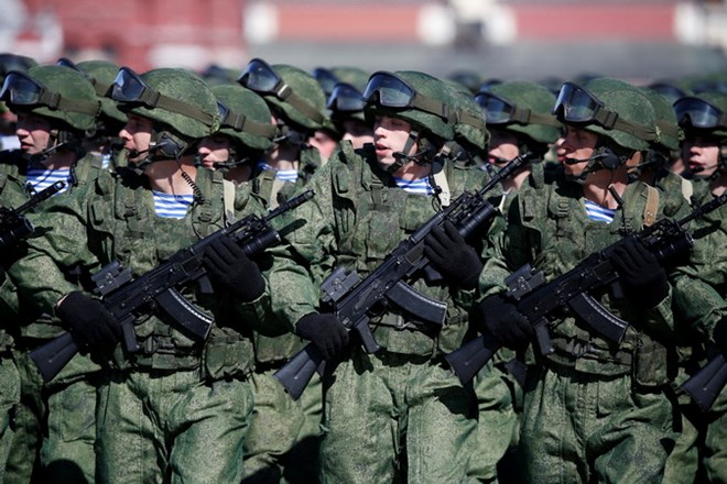 Binh sỹ Nga diễu hành tại Quảng trường Đỏ 5/2014. (Ảnh: Getty Images)