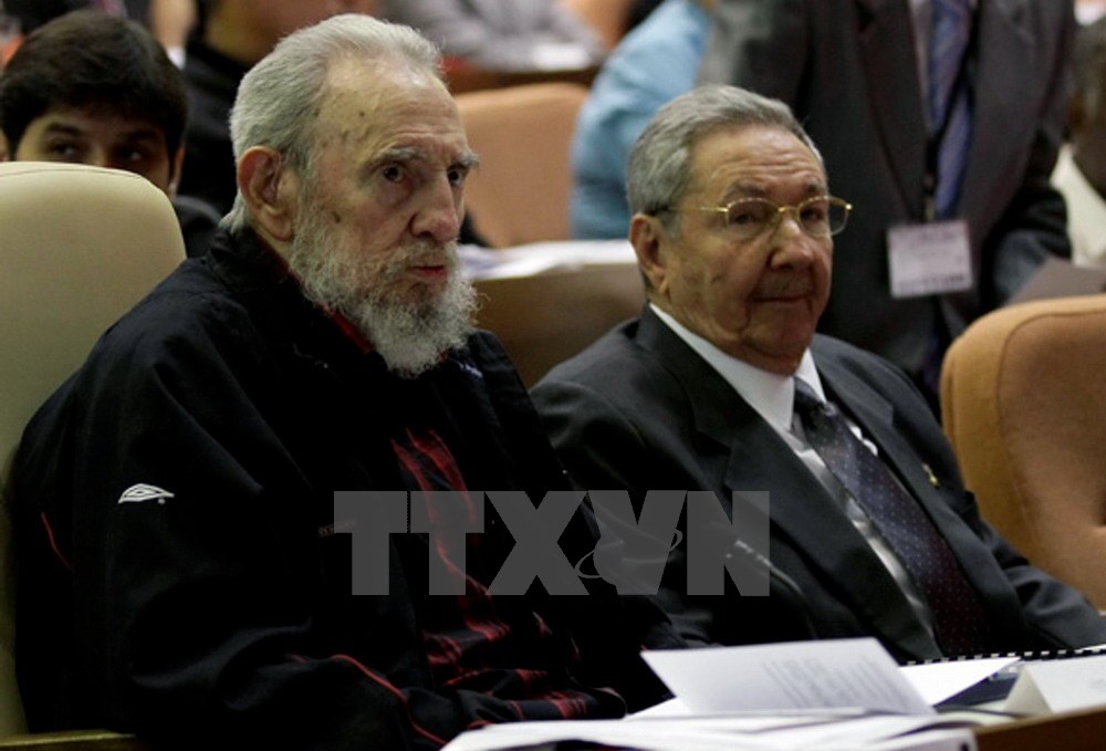 Lãnh tụ Cuba Fidel Castro (trái). (Nguồn: AFP/TTXVN)