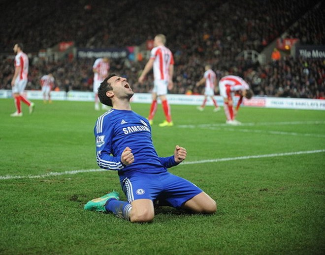Cesc Fabregas ăn mừng bàn thắng. (Nguồn: Getty)