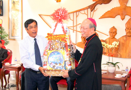 Dong Nai Catholics actively join in patriotic movement