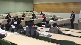 Singapore, Vietnam bolster court cooperation