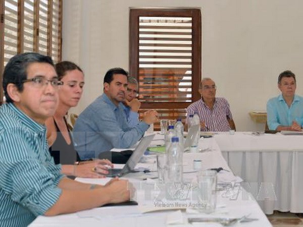 Chính phủ Colombia và FARC tuyên bố lùi ngày đàm phán