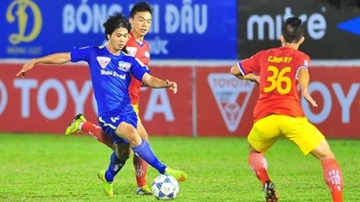 SHB Da Nang (in orange) is being immersed deeper in crisis in this year’s V-League season.