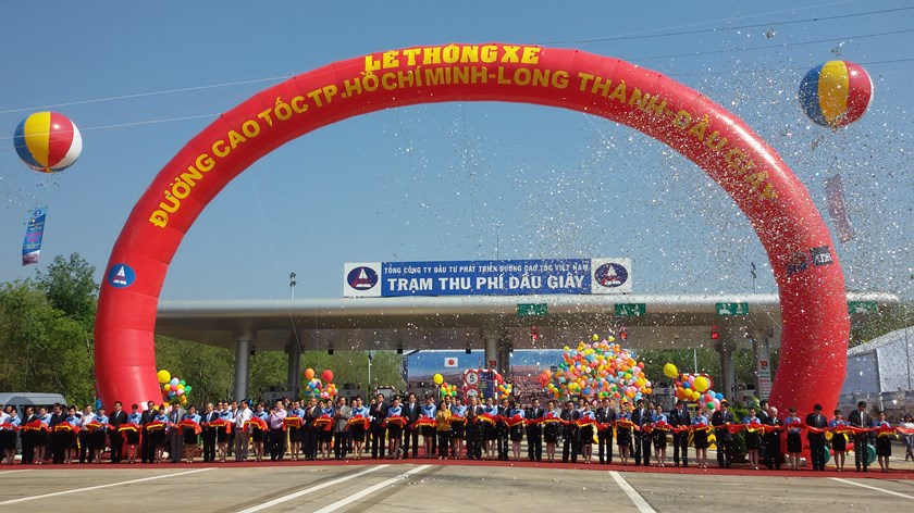 HCM City-Long Thanh-Dau Giay expressway opens