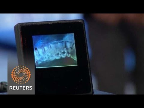 Star Wars-inspired prototype creates holographic display