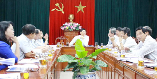 Không được để người có công không có nhà ở