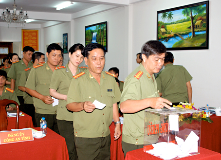 Nhiều Đảng bộ cơ sở tổ chức thành công đại hội điểm