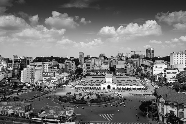 Familiar moments of Saigon in pictures