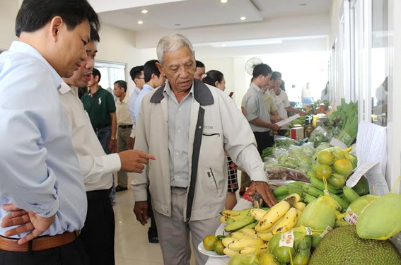 Nhiều mặt hàng nông sản có thế mạnh của Đồng Nai được trưng bày tại hội thảo