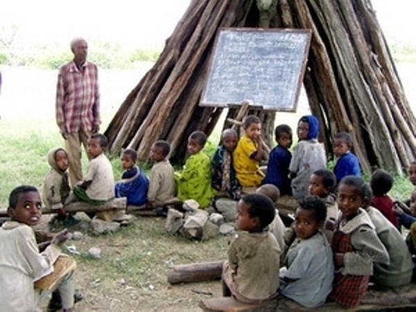 UNESCO lo ngại về tình trạng thất học ở trẻ em