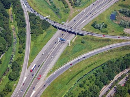 A view of Dau Giay-Phan Thiet expressway project which is invested under the form of PPP