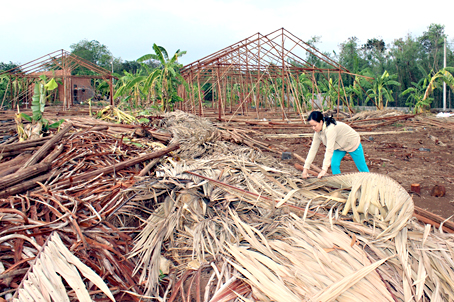 Lốc xoáy gây hại giữa cao điểm khô hạn