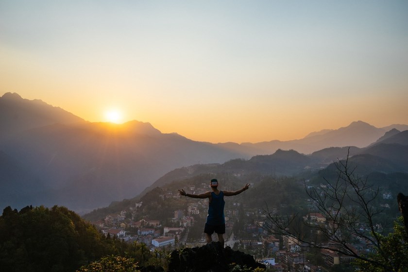 Sunset viewed from Ham Rong peak, Sa Pa. 