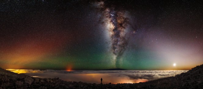 Sunset at Mauna Kea summit, Hawaii