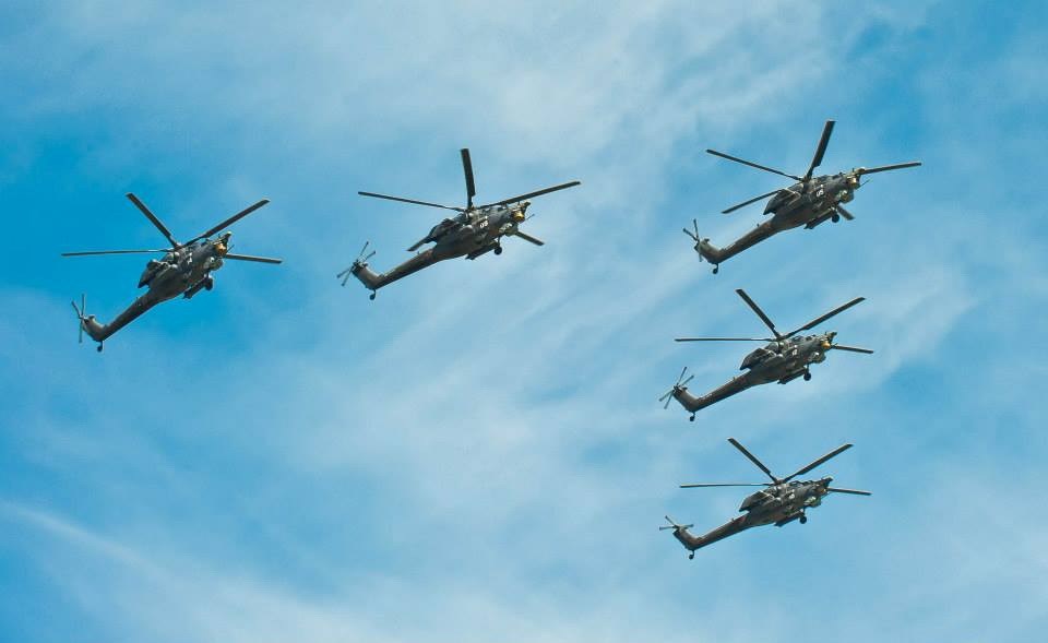 Tốp các trực thăng tấn công Mi-28N "Thợ săn đêm". (Nguồn: Bộ Quốc phòng Nga)