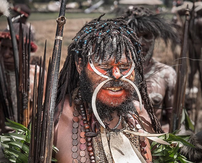 Những điều chưa biết về bộ lạc ở Indonesia tách biệt thế giới