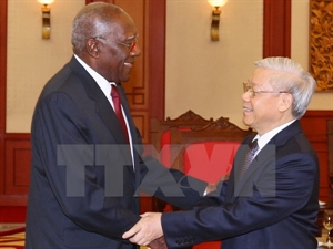 Vietnamese leaders meet Cuban high-ranking Party delegation