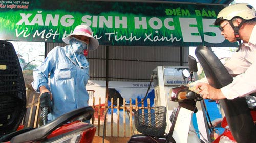 Dong Nai has 3 stations selling E5 gasoline